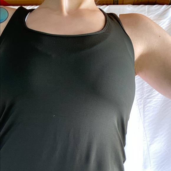 | Lululemon | CRB | Gator Green - Picture 3 of 5